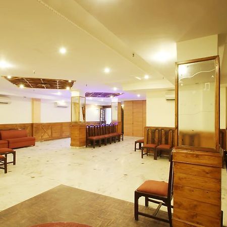 The Crest Inn Delhi  Exterior foto